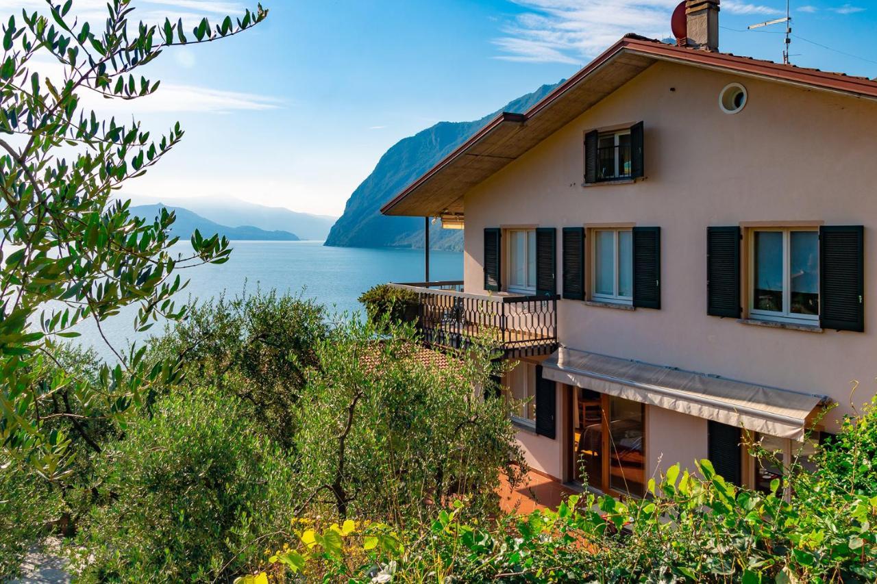 Iseolakerental - Vacanza Romantica Riva di Solto Exterior foto